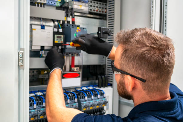 Best Electric Panel Repair  in Great Neck, NY